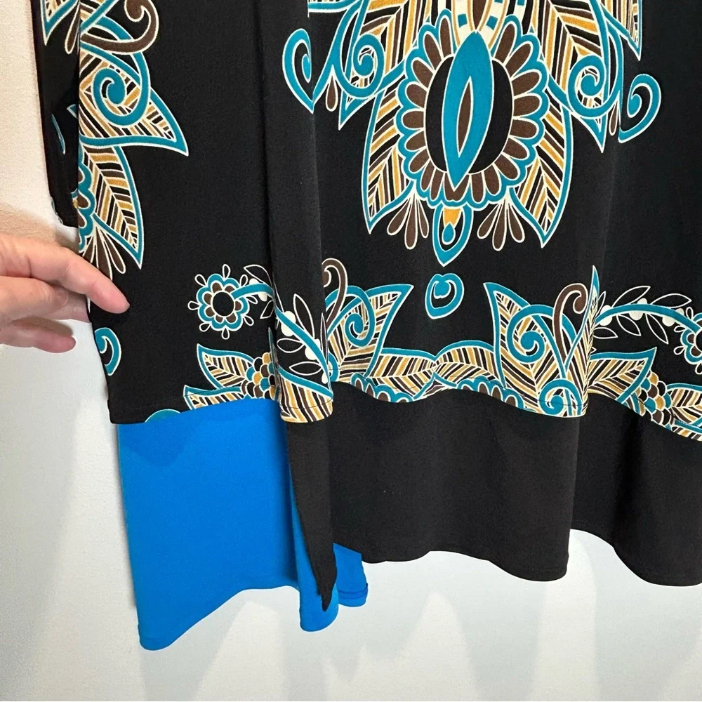 Eva Varro Black Layered Asymmetrical Tunic with Multicolored Graphic - Size XL - Picture 8 of 9